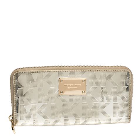 michael kors luggage wallet with silver hardware|Michael Kors wallets clearance.